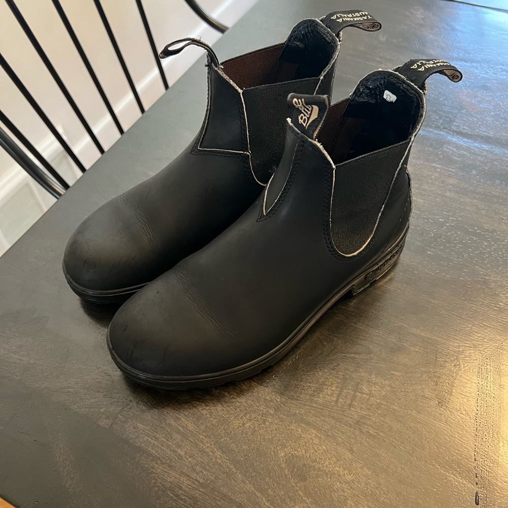 Women’s Chelsea 510 Black Blundstone Boots Size 8